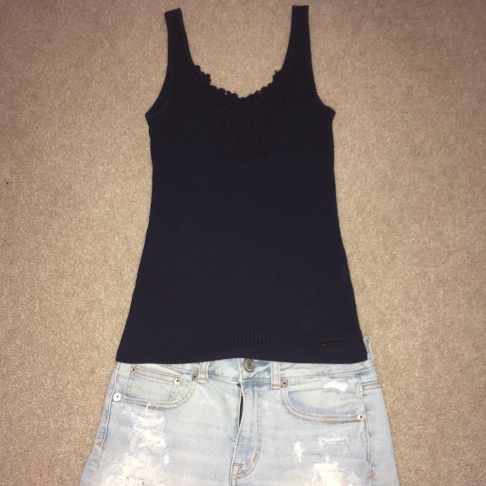 HOLLISTER LACE TANK
